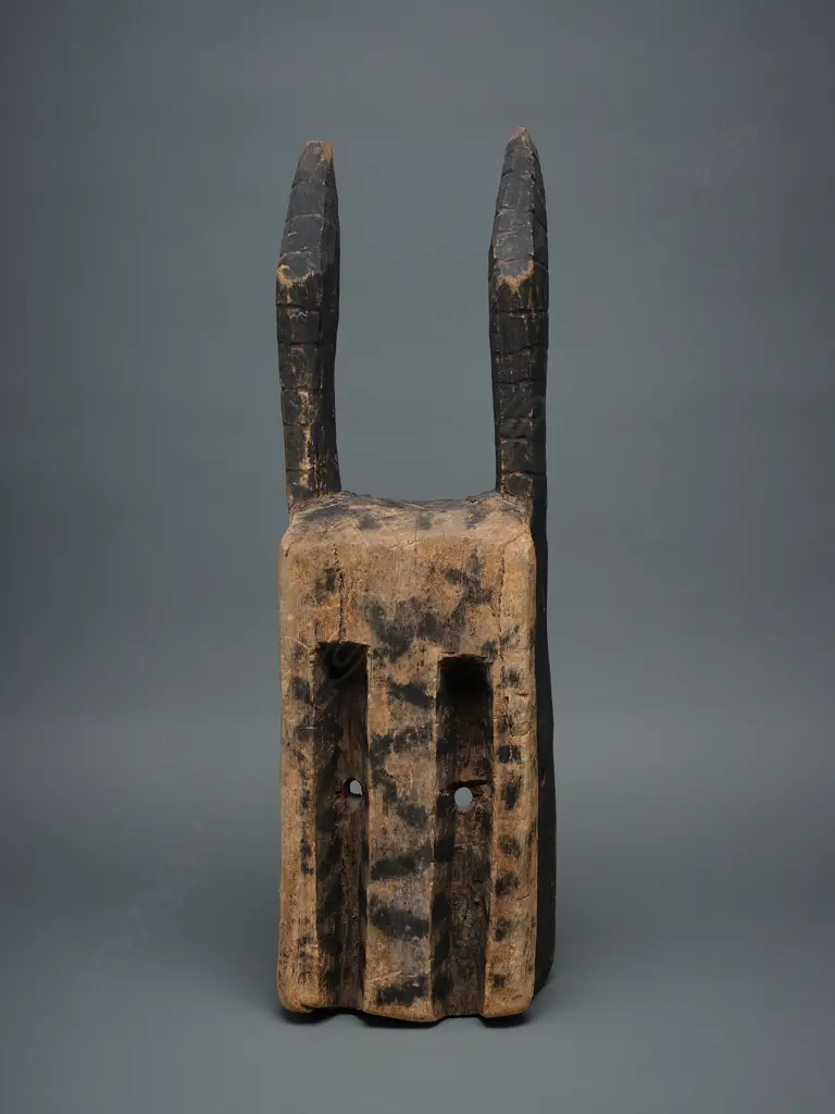 Africa, horned wood/paint mask, Image 1++